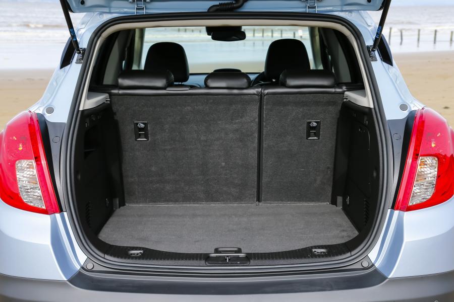  Vauxhall Mokka 2012 года  (фото 21 из 365)
